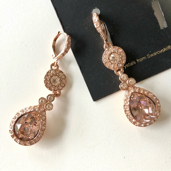 ๐๐ Givenchy pink and beige crystal pierced earrings - Picture 3 of 4